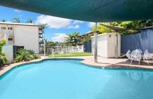 Emu Park Apartment | Superior Studio - Unit 4