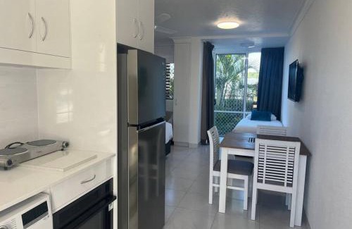Emu Park Apartment | Superior Studio - Unit 4
