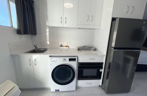 Emu Park Apartment | Superior Studio Unit 4