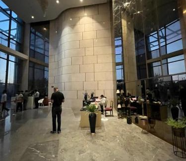 Karol Bagh Apartment | Supernova crystal edge studio -luxury view in Noida
