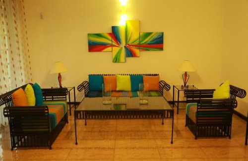 Thalawatugoda Bed & Breakfast | Supreme Serenity Villa
