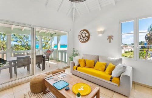 Orient Bay Apartment | Sur la plage de la Baie Orientale - Bel appartement VUE MER 6à7p