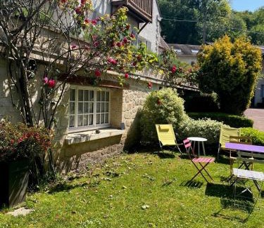 Champagne-sur-Oise Bed & Breakfast | Sur la route des peintres