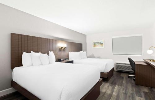 Groves Hotel | SureStay Hotel by Best Western Groves