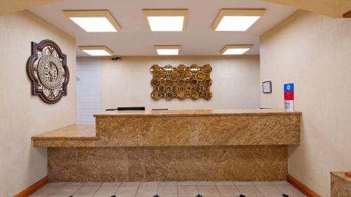 Mesquite Hotel | SureStay Plus Hotel by Best Western Mesquite