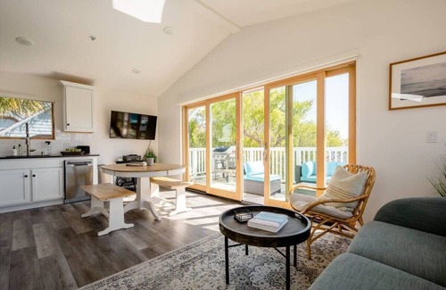 Seabright House | Surf House, Walk to the Santa Cruz Beach Boardwalk