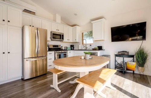 Seabright House | Surf House, Walk to the Santa Cruz Beach Boardwalk