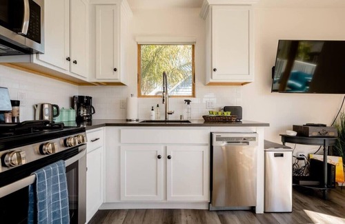 Seabright House | Surf House, Walk to the Santa Cruz Beach Boardwalk