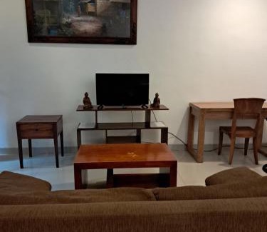 Downtown Kuta Apartment | SURFARIS INN on poppies 2 apartment