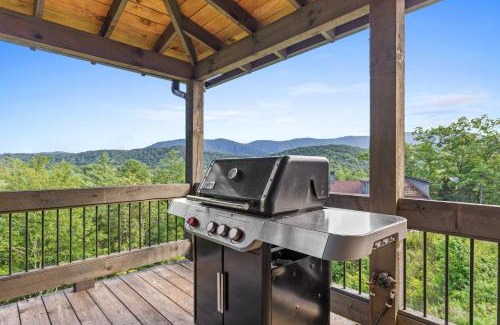 Epworth House | Surreal Views Outdoor Fireplace Pool Table Hot Tub