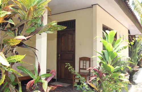 Suraberata Bed & Breakfast | Surya Homestay