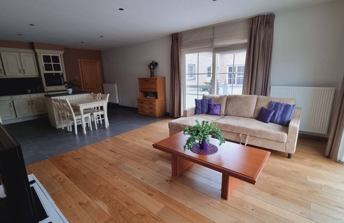 Neerpelt Apartment | Susberg-2 nnice holiday home with swimming pool and saunas
