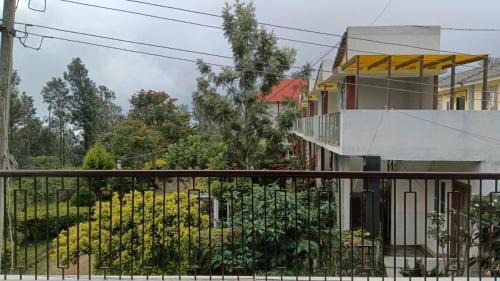 Yercaud Apartment | Sushmika Home