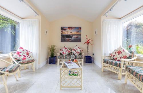 Broadway House | Sutton Cottage