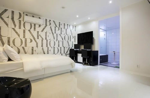 Ingye-dong Hotel | Suwon Byeolheneunbam