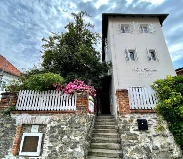 Cesky Krumlov House | Sv. Hubertus