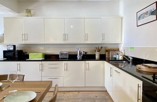 Southwold House | Swallows - Four Bedroom House, Sleeps 8