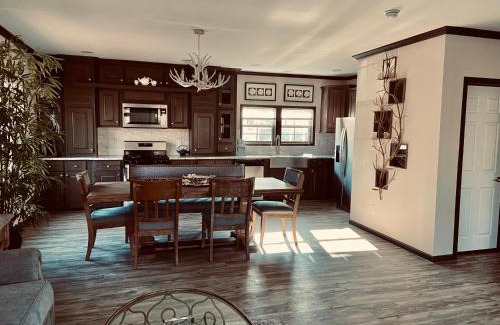Galloway Villa | Swan Lake Resort