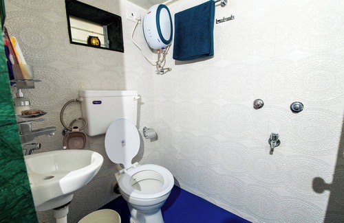 Ranwar Apartment | Swank by the Bay, 1BHK Sea-Side Apartment, Bandra West
