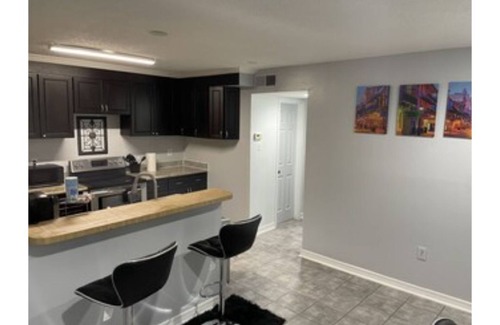Tall Timbers - Brechtel House | Swanky New Orleans House with lots of space 5mins from downtown