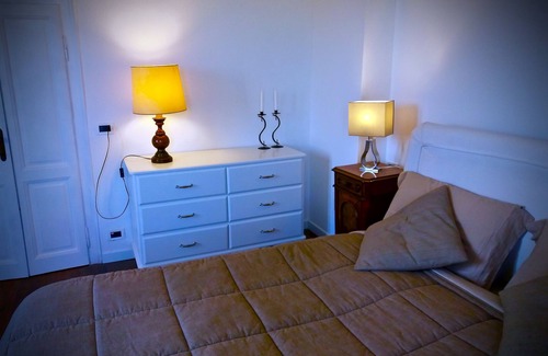 Nebbiuno Bed & Breakfast | SWANLAKE ROOMS "FAMILY SUITE" breakfast included 5 min from the lake side