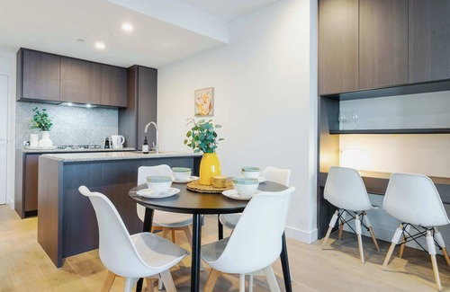 Carlton South Apartment | Swanston Central 3B Lv53 CBD FreeTram Free Parking
