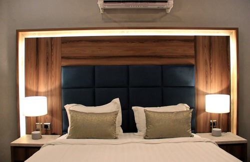 Al Ulaya Hotel | SWAT HOTEL APARTMENT 4