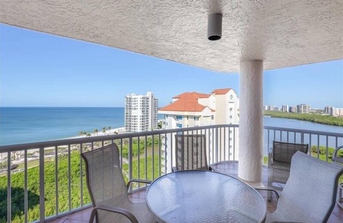 Park Shore Condo | Sweeping Gulf views from this 12th floor condo-CL1