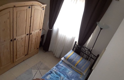 St. Julian's Bed & Breakfast | Sweet apartment in a quiet area, Sliema