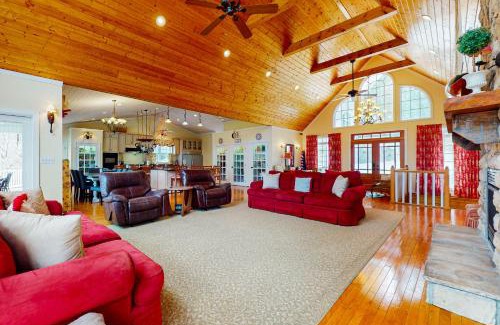 La Follette House | Sweet Cheeks