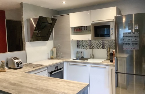 Riou - Petit Juas - Av de Grasse Apartment | Sweet Home Beautiful 2-room apartment 53m2 & pleasant terrace. 4 Travellers