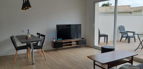 Saint-Medard-en-Jalles Apartment | Sweet home