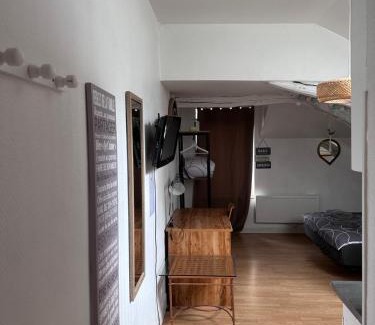 Barriere Saint Marc Apartment | Sweet Home I Près de la gare séjours&Affaires