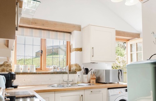 Sibford Gower House | Sweetheart Cottage-Cosy 2BD in Cotswolds