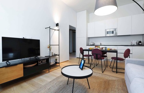 Milan Centre Apartment | Sweett | Classy Duomo X