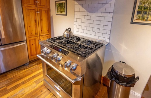 Algonquin Highlands Cottage | Swift's All Season Cottage - Dwight, Ontario