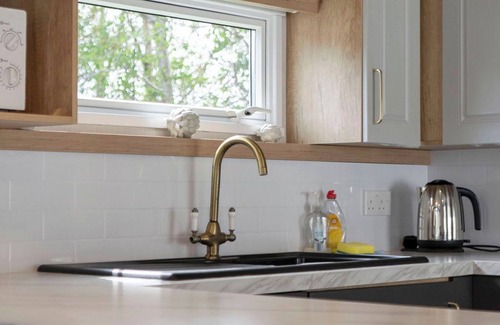 Prestonpans Apartment | swimming pool, entertainment complex, and children's play areas.
