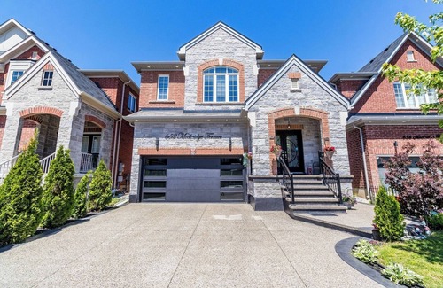 Halton Regional Municipality House | Swimspa Entire home 4 Bedroom|Gym|Fire pit| Milton near Toronto|Niagara