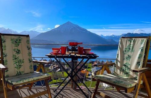Sigriswil Apartment | SwissHut Stunning Views Alps Lake - Apart. Molly