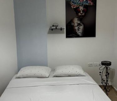 Ashdod Apartment | Swita Nir - Hot tub, Beach & Barbeque