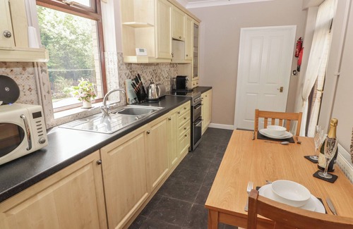 Bridgend Cottage | Swn Y Nant