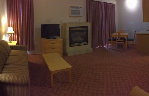 Bancroft Hotel | Sword Motor Inn
