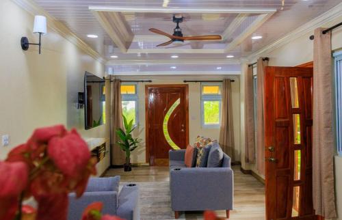 Soufriere Quarter Apartment | Sy Villa