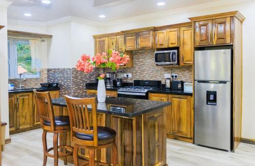 Soufriere Quarter Apartment | Sy Villa