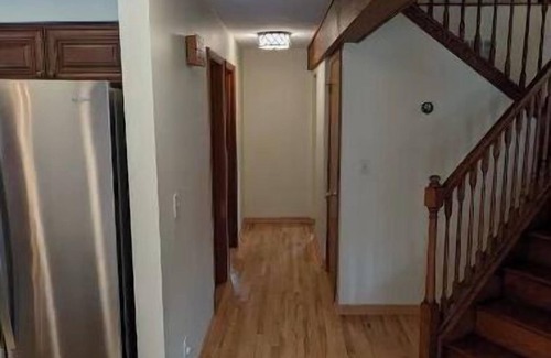 Delaware House | Sycamore House- Chalet on the Olentangy River