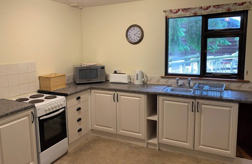 Bromham Cottage | Sycamore Lodge - UK38193