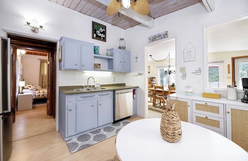 Sylvan Lake Cabin | Sylvan Cabin - 3 BR, Family Fun, Luxurious Yard!