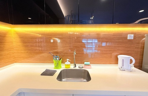 Seri Kembangan Condo | Symphony Tower by Emily in Town