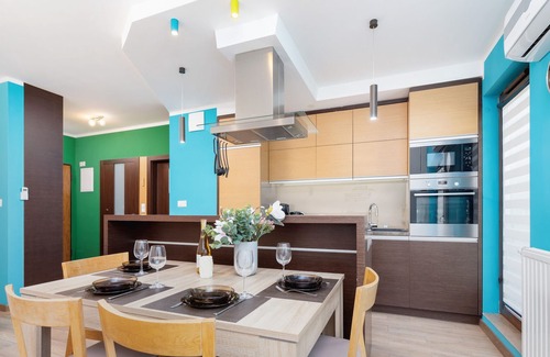 Krakow Apartment | Szafrana 5C/66, 1 bedroom, Parking, Air Conditioning