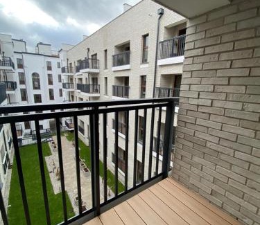 Srodmiescie Apartment | Szmaragdowy apartament w centrum Łodzi